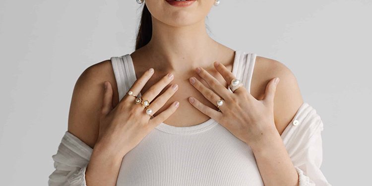 Pearl Rings Styling